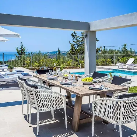 Villa Aris Mousata